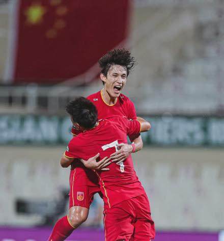 1633654899136051274.jpg 006YzpKZgy1gv7ev4wj61oi2os1kx02.jpg